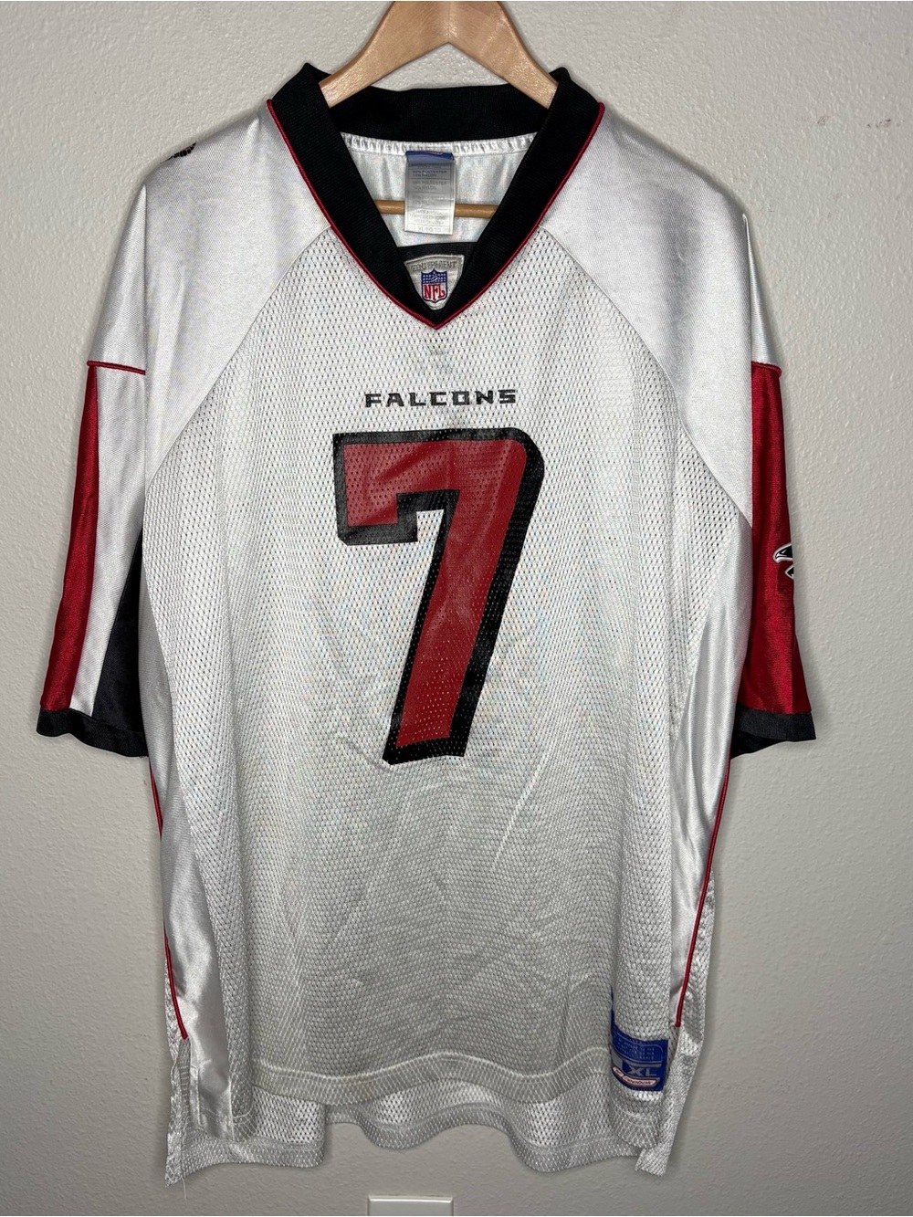 Vintage Reebok Atlanta Falcons Michael Vick #7 Jersey Men's XL White Y2K NFL